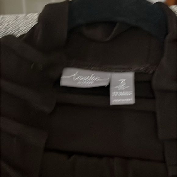 3 PC Chicos Travelers Pantsuit. - Picture 4 of 10